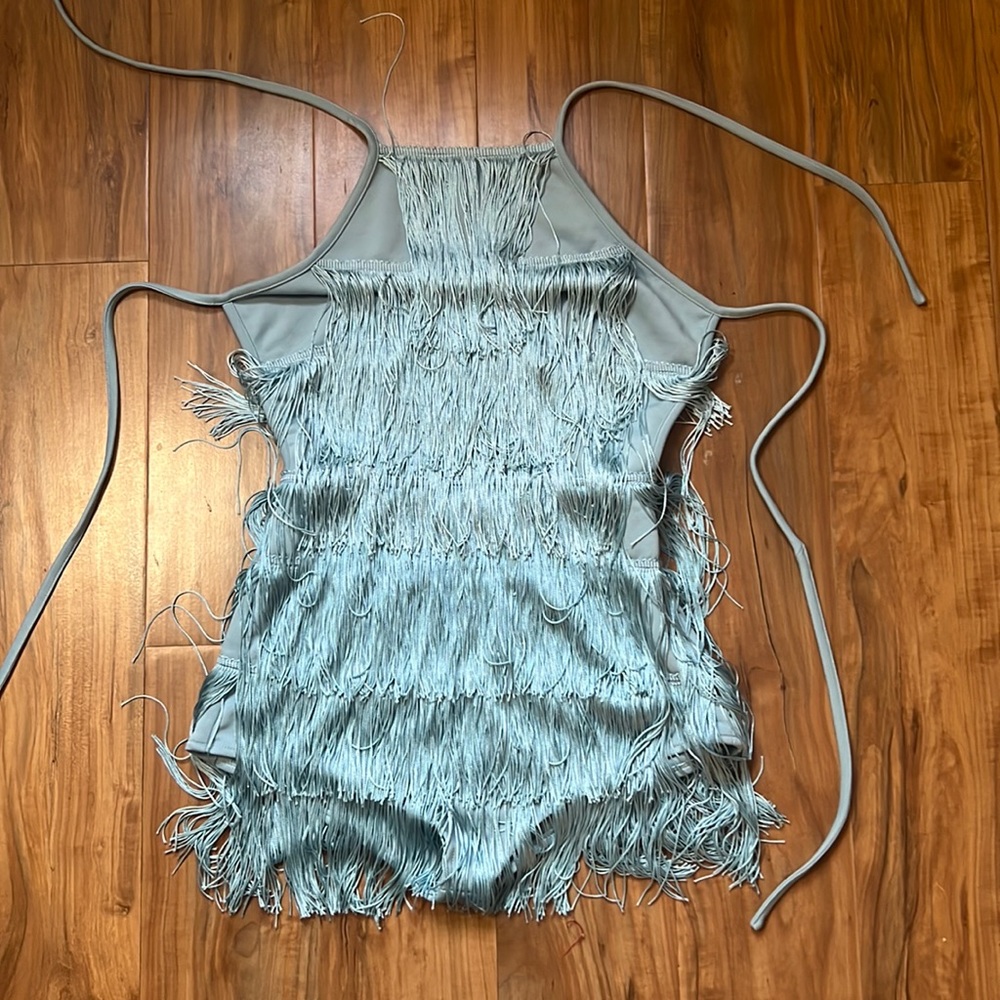 Pretty Little Thing Backless tassel romper US2